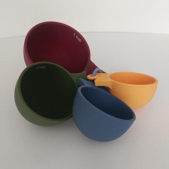 A baker's delight! Silicone measuring cups | Vibrant earthy tones | Kitc… - Picture 2 of 9